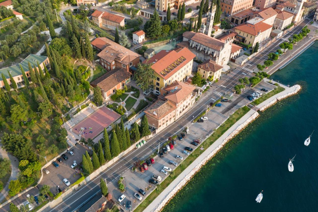 Garda Family House Hotel Castelletto Di Brenzone Exterior foto