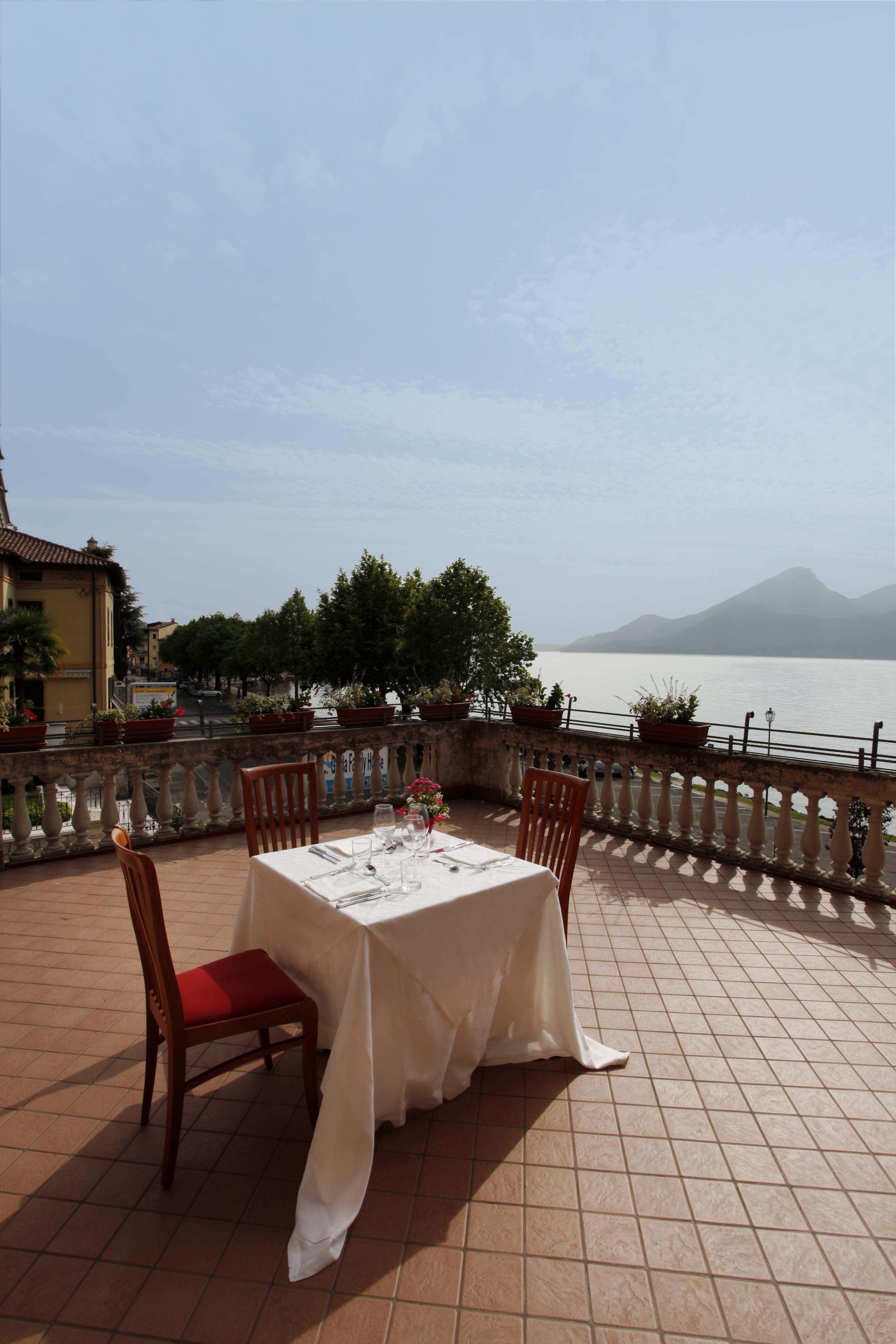 Garda Family House Hotel Castelletto Di Brenzone Exterior foto