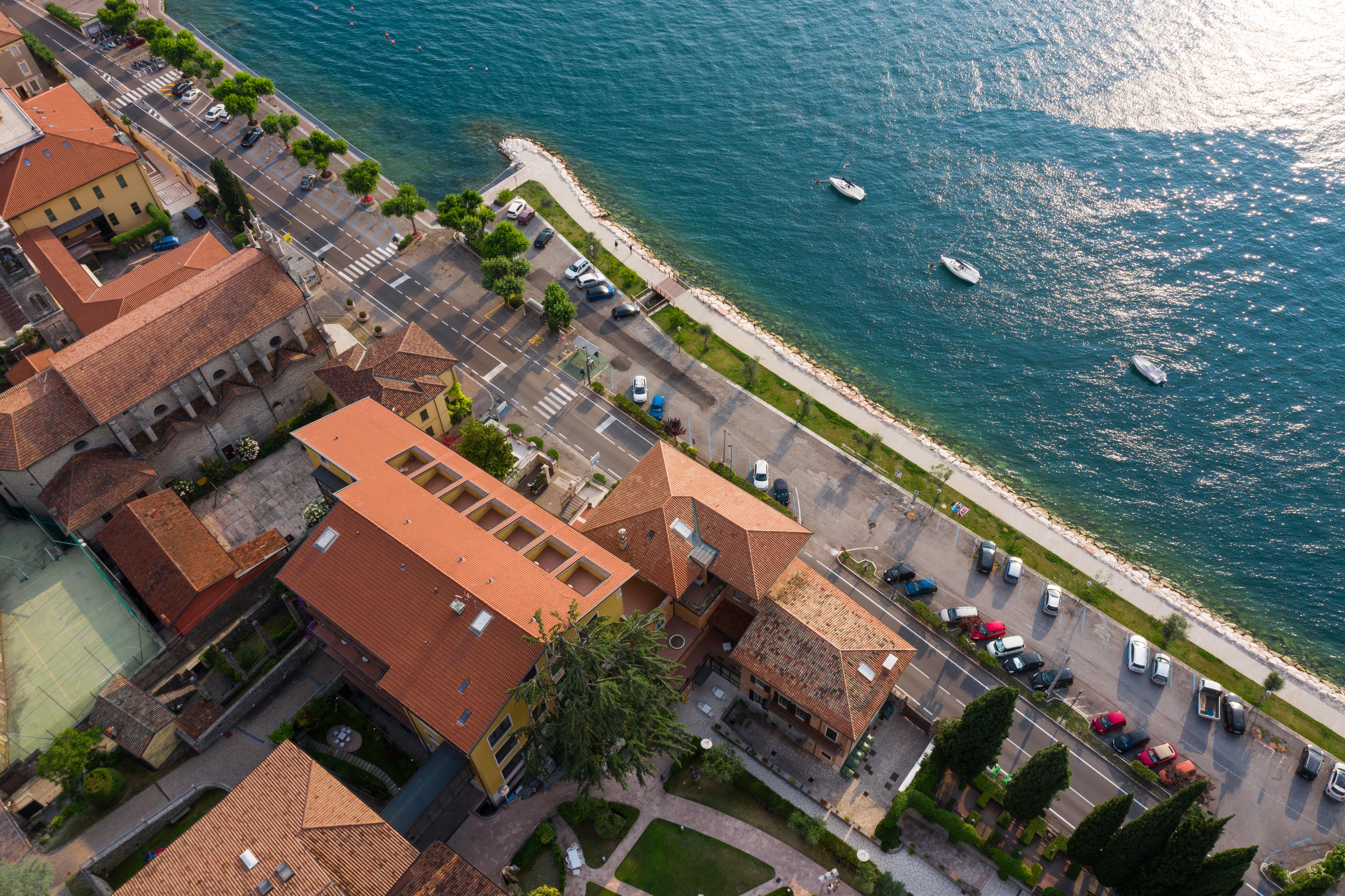Garda Family House Hotel Castelletto Di Brenzone Exterior foto