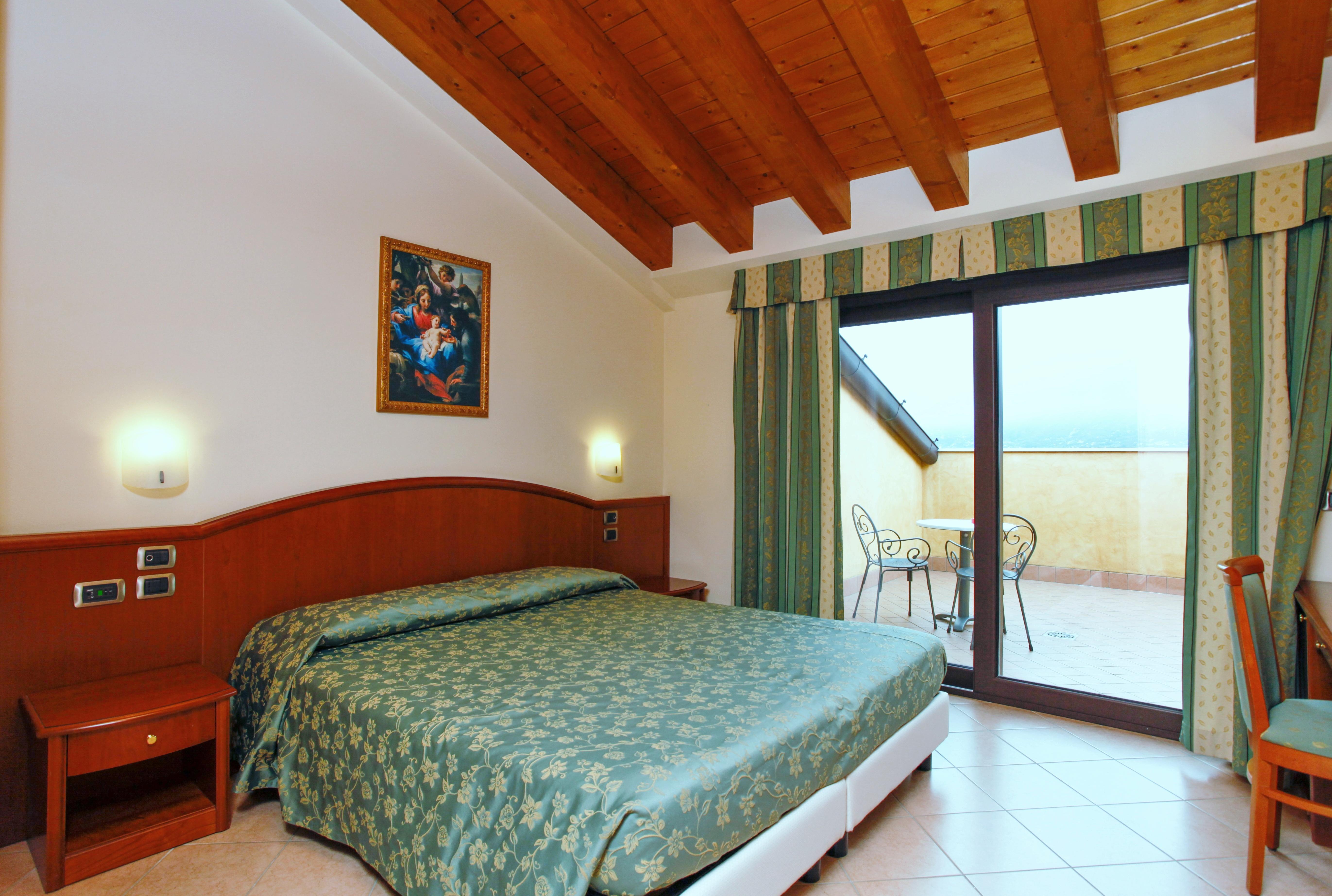 Garda Family House Hotel Castelletto Di Brenzone Exterior foto