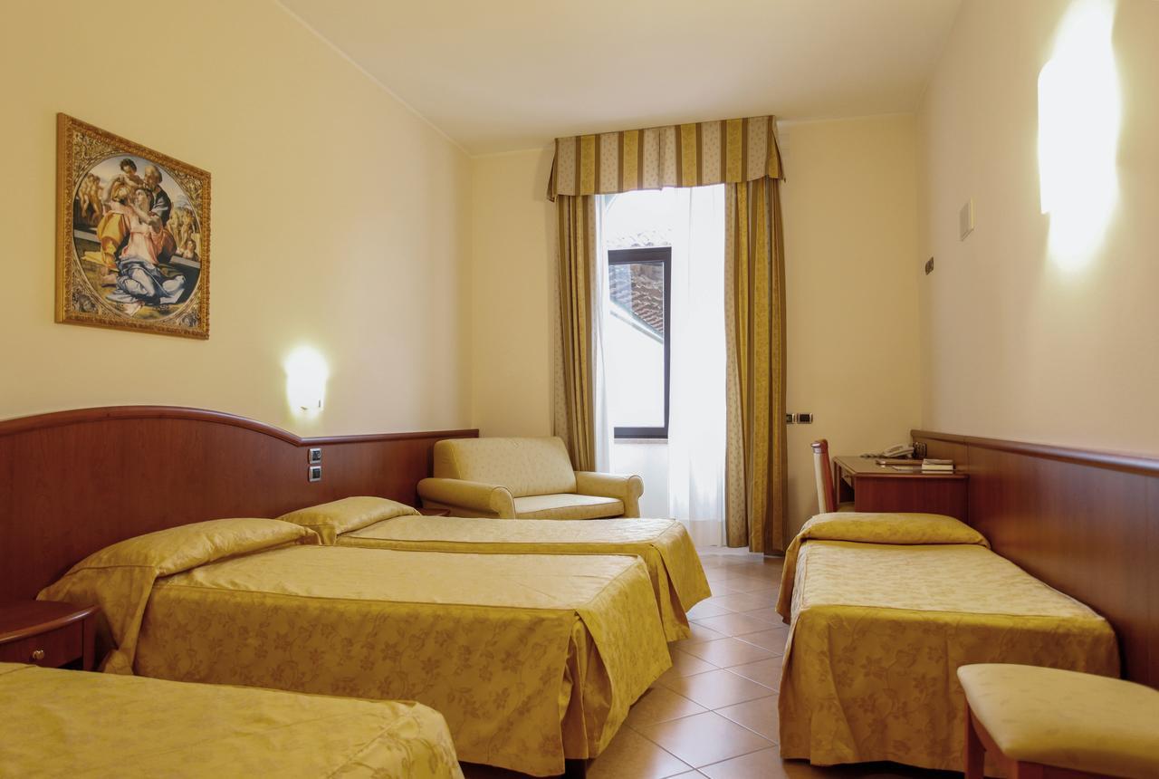 Garda Family House Hotel Castelletto Di Brenzone Exterior foto